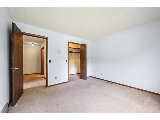 Building Photo - 3893 Dolomite Dr