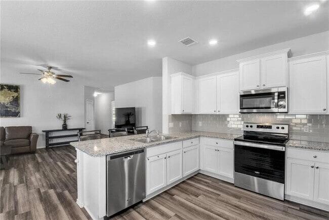 Building Photo - 119 Nathaniel Dr