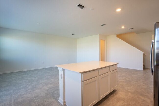Building Photo - 286 Bogey Dr