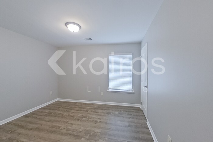 Building Photo - 59 Hideaway Ln