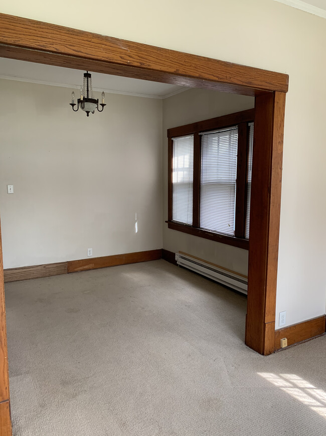 Dining room - 129 N 36th St