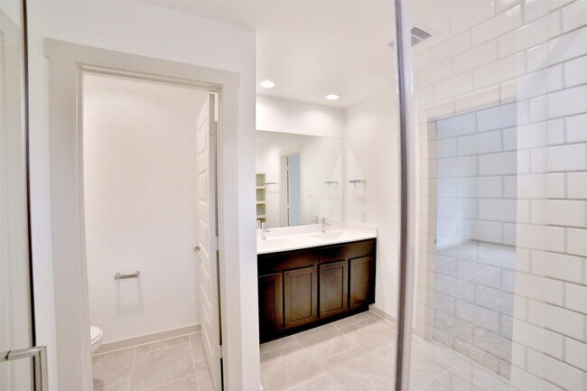 Building Photo - 29423 Paytons Park Ct
