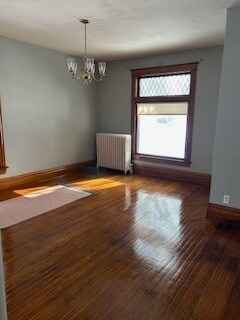 Building Photo - 404 Gillett Ave