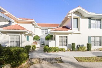 Building Photo - 4910 Deerfield Way