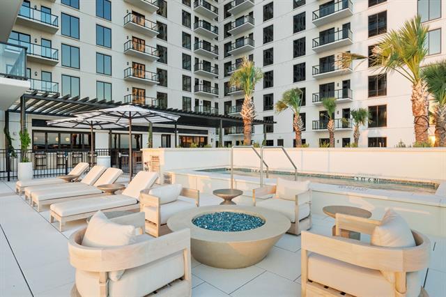 Building Photo - 3111 Sunset Blvd