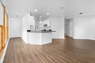 Building Photo - Griffin House Apartments