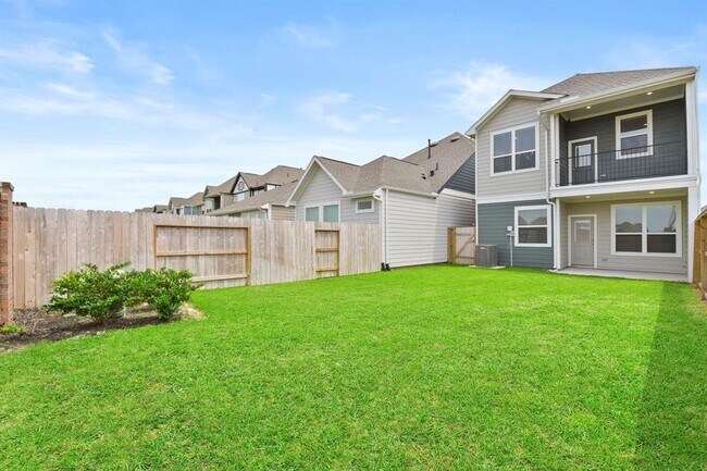 Building Photo - 21118 Garden Palm Dr