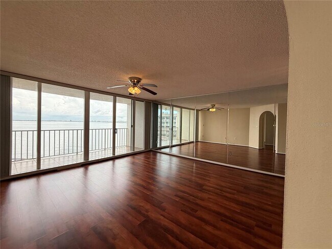 Building Photo - 5155 Isla Key Blvd S