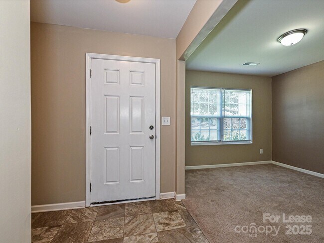 Building Photo - 104 Mulligan Dr