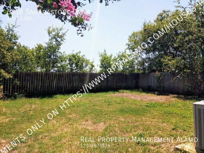 Building Photo - 6838 Saharastone Dr