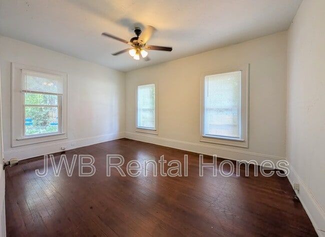 Building Photo - 28 33rd St W