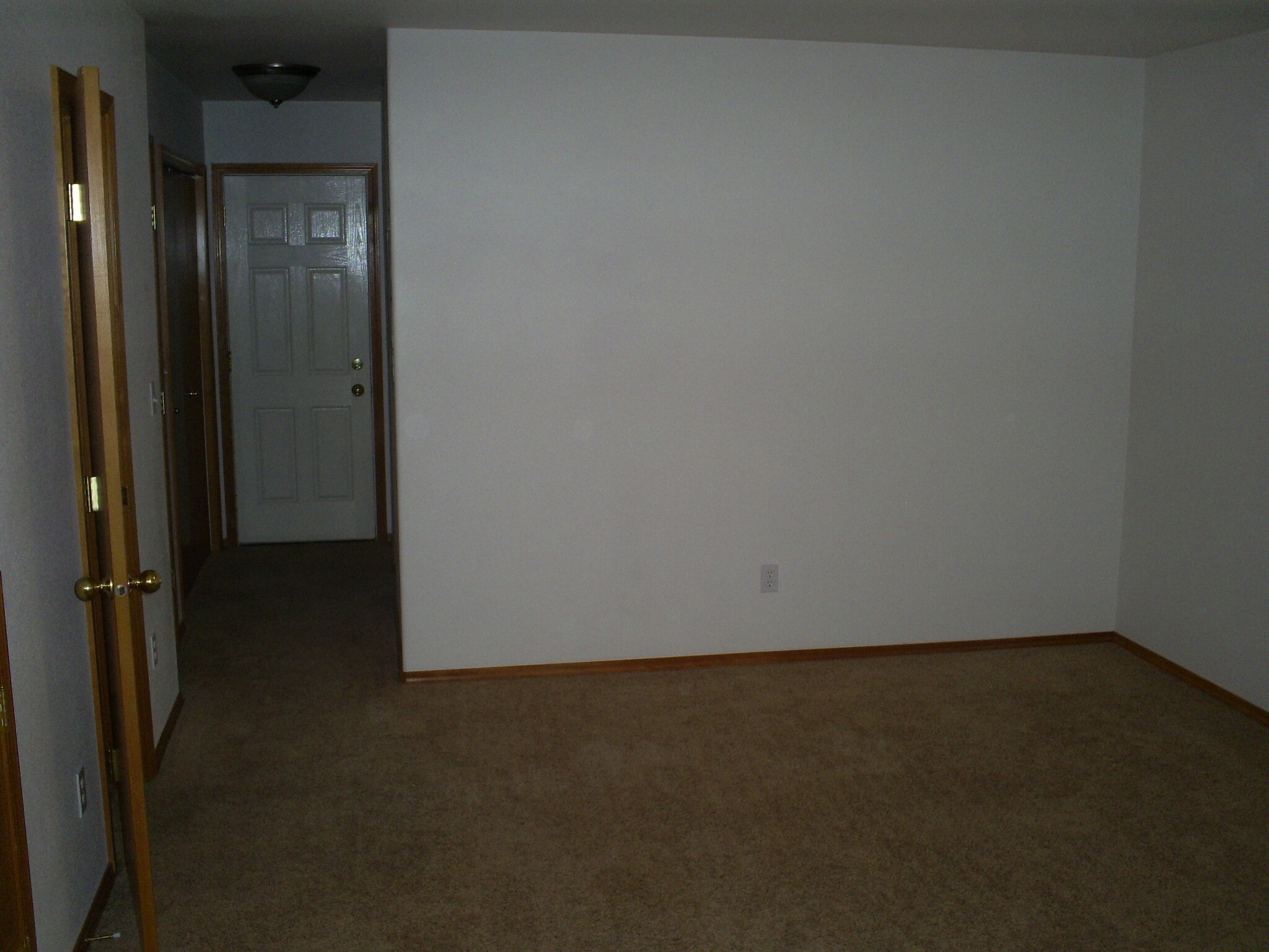 Building Photo - 1457 artesia st