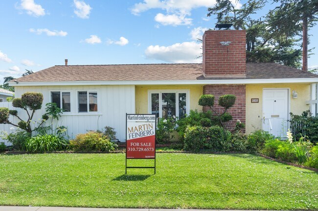 Primary Photo - 4105 Irving Pl