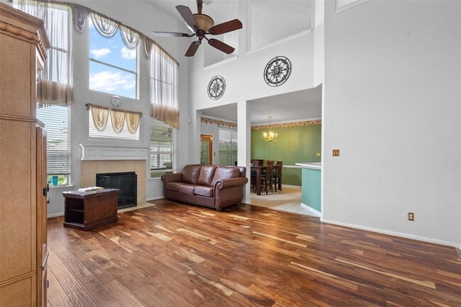 Building Photo - 602 Field Run Ct