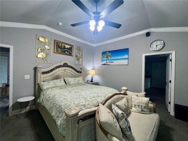 Building Photo - 2350 Cameo Ln