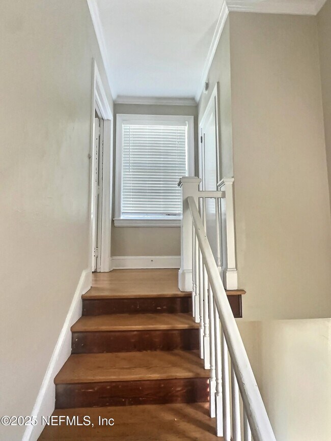 Building Photo - 2822 Herschel St