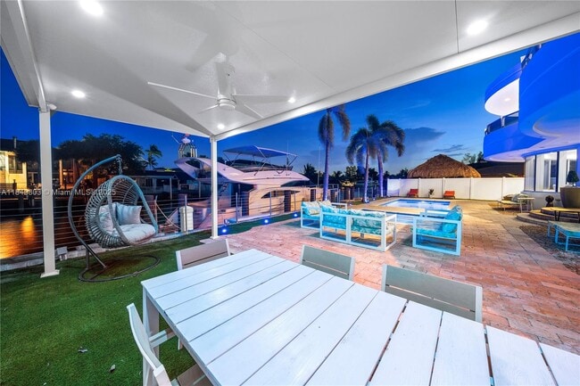 Building Photo - 3344 NE 167th St