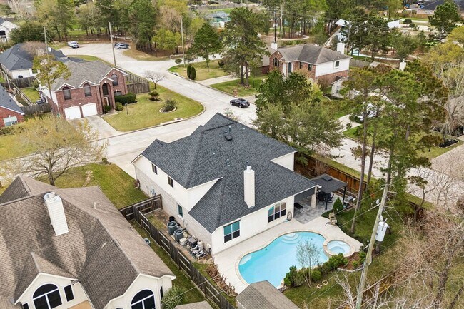 Building Photo - 25803 Longstone Rd