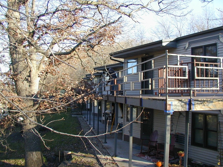 Building Photo - 1729 N High Point Rd