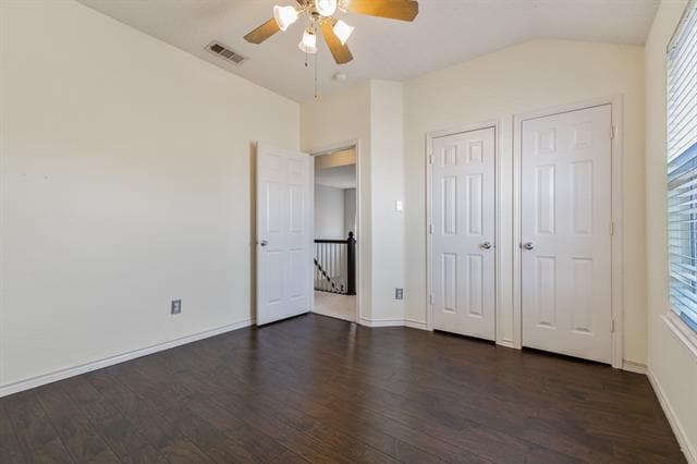Building Photo - 1415 Normandy Ln