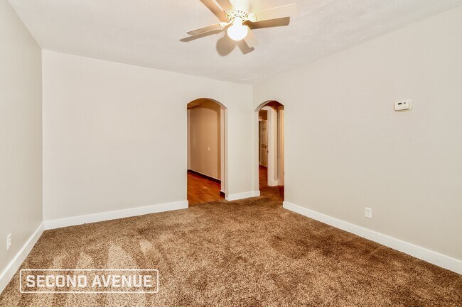 Building Photo - 3746 Kahlert Ave