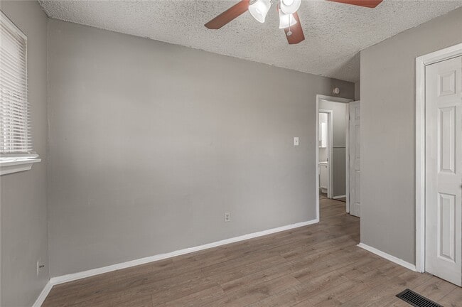 Building Photo - 1008 Trinity Cutoff