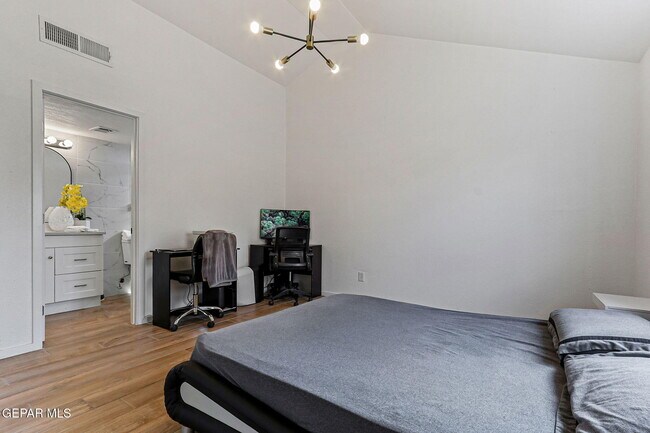 Building Photo - 3936 Tierra Arena Dr