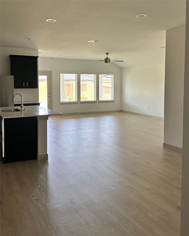 Building Photo - 4230 Big Frk Ct