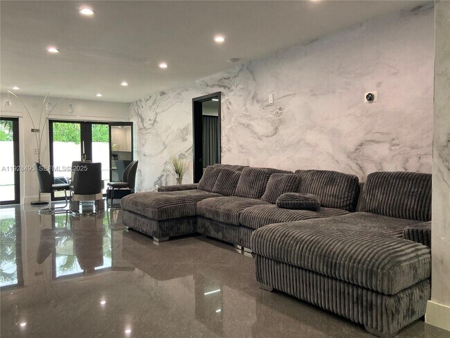 Building Photo - 7524 Mutiny Ave