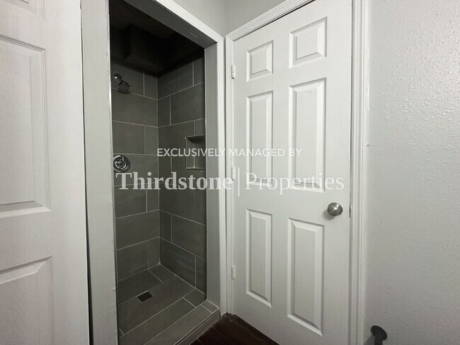 Building Photo - 8642 2nd Ave