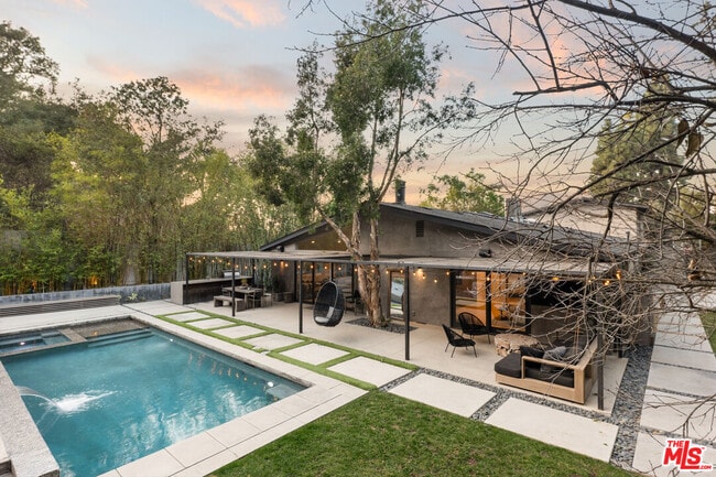 Primary Photo - 3355 Alana Dr