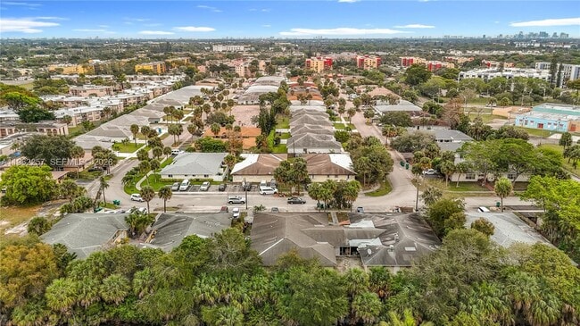 Building Photo - 2751 NW 58th Terrace