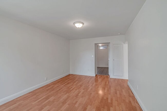 Building Photo - Charming Four Bedroom Home in Potrero Hill...