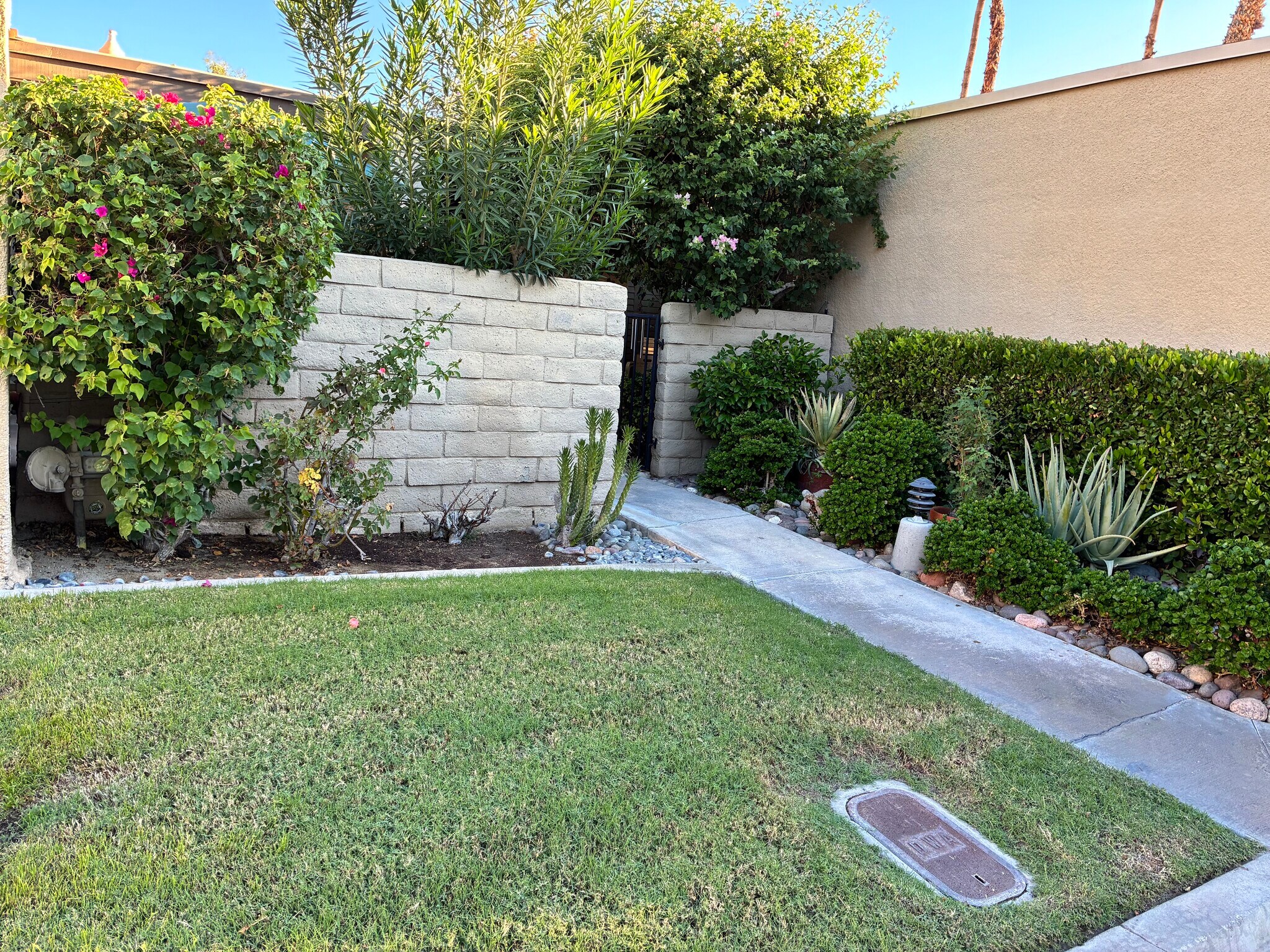 Building Photo - 1254 Tiffany Cir S