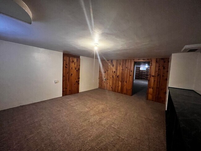 Building Photo - Spacious 3 Bedroom With A Basement