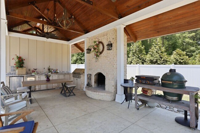 Building Photo - 3183 US-421