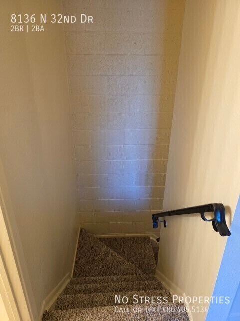 Building Photo - 8136 N 32nd Dr