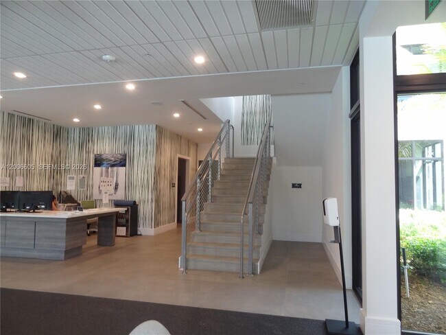 Building Photo - 4670 NW 84th Ave