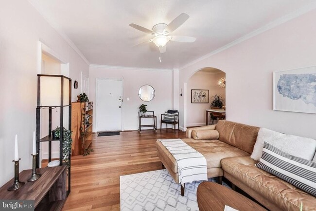 Building Photo - 1365 Kennedy St NW