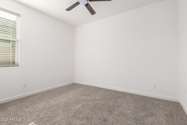 Building Photo - 17818 W Vogel Ave