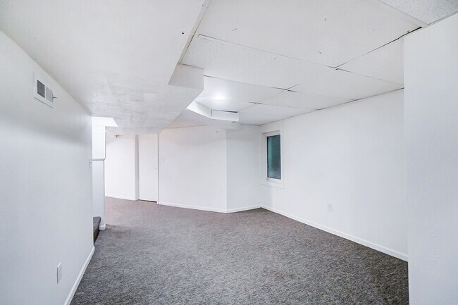 Building Photo - 1132 Brookley Blvd