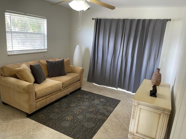 Building Photo - 148 Tuscany Ln