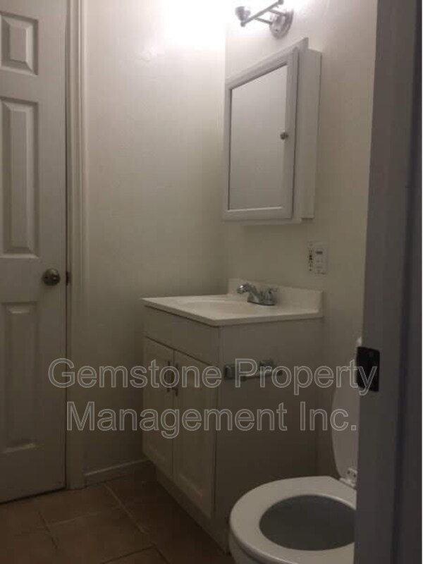 Building Photo - 4938 Art St