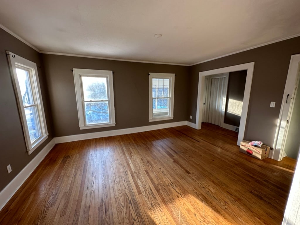 Building Photo - 319 Burnet Park Dr
