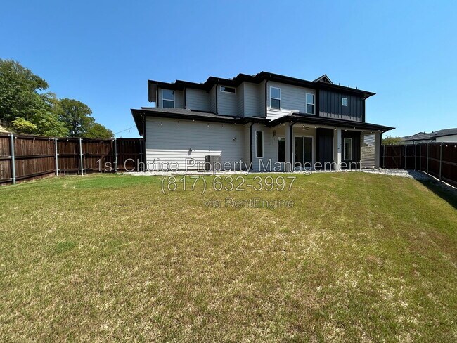 Building Photo - 2117 River E Ln.