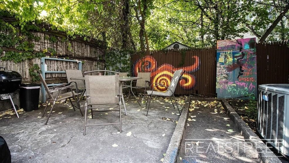 Building Photo - Gut-Renovated 3BR + Massive Finished Basement | Backyard, Laundry & HVAC | Bushwick