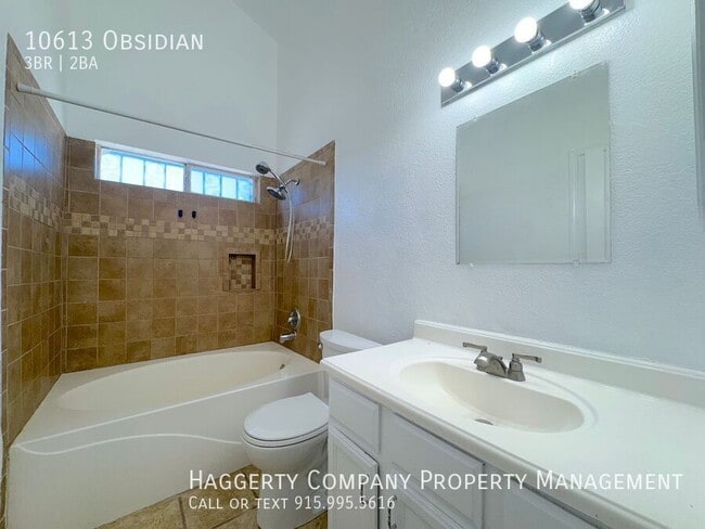 Building Photo - 10613 Obsidian-