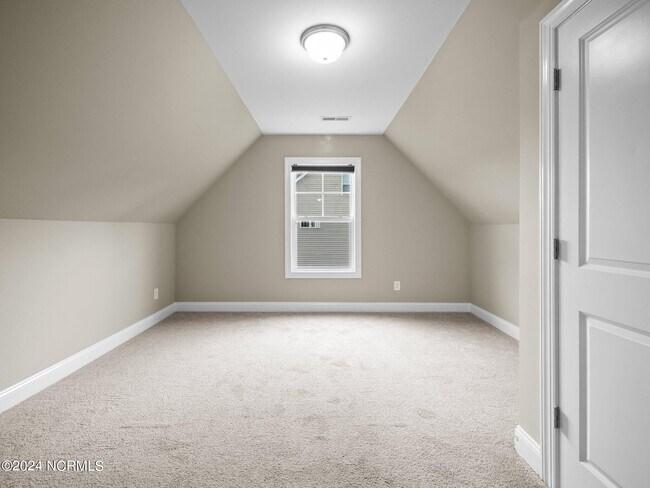 Building Photo - 112 Kenna Ct