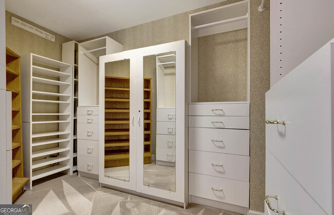 Building Photo - 795 Birkdale Dr