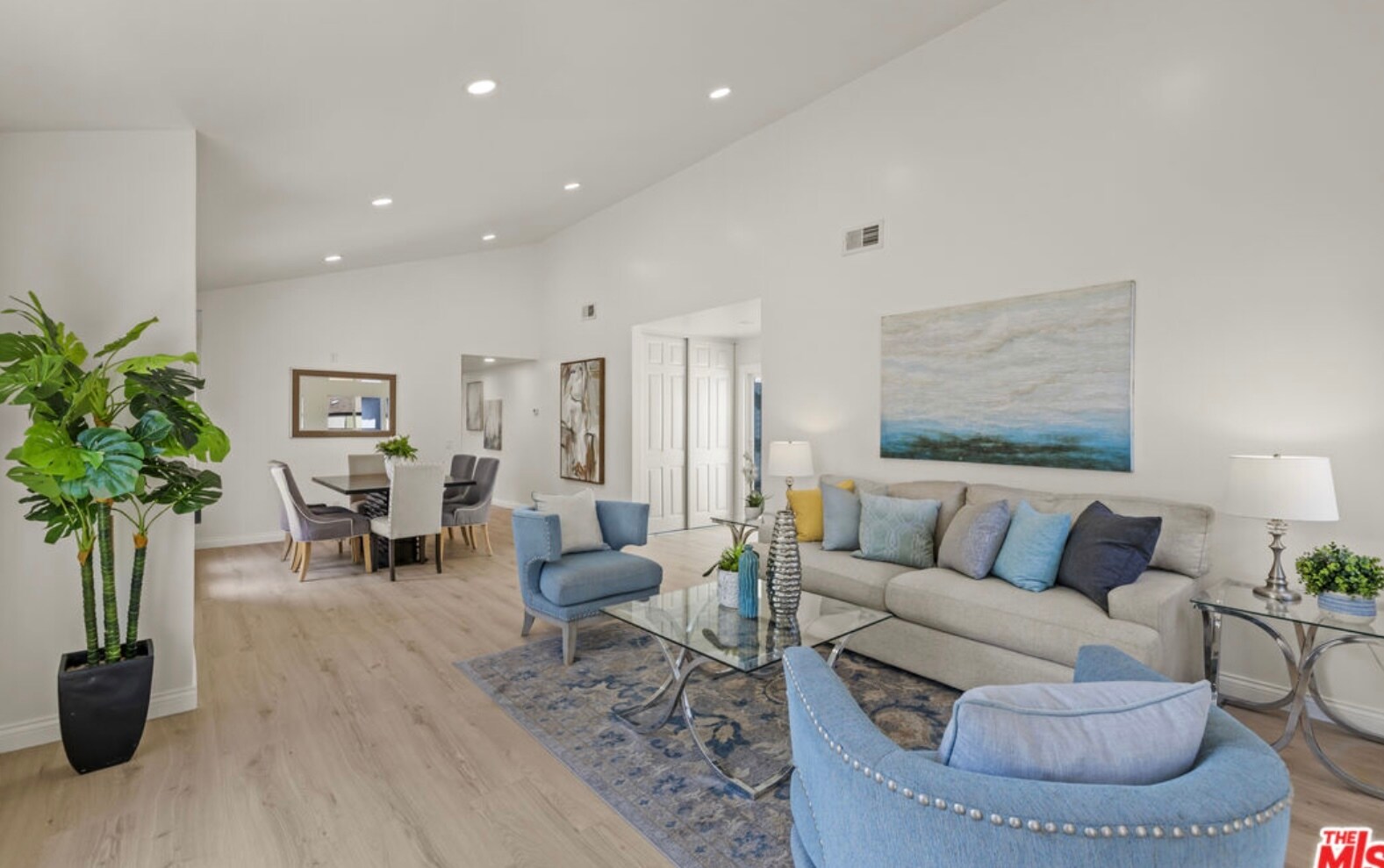 Building Photo - 13 Pepper Ct